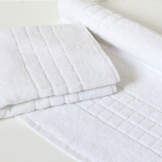 White - Cotton Bath Mat | Quick - Dry Design - restmor.co.uk - colour