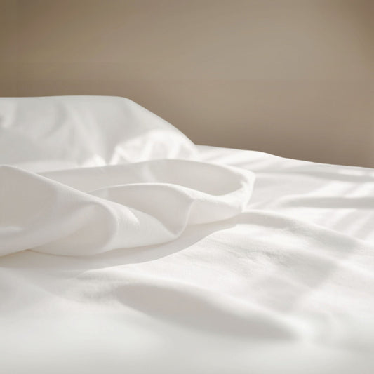 White - Luxury Duvet Cover Set | 100% Egyptian Cotton - 200 Thread Count - restmor.co.uk - colour